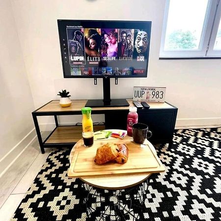 Апартаменти The New-Yorker - Hyper Centre- 2Mn Gare Sncf - Wi-Fi Netflix Gratuit Ніор Екстер'єр фото